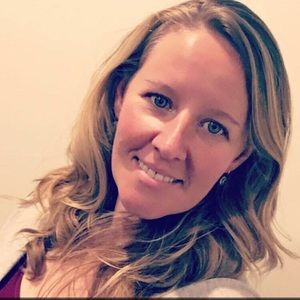 Meet your Posher, Carissa